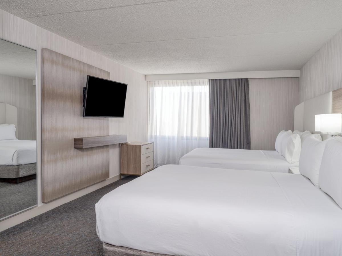 מלון Crowne Plaza Indianapolis-Airport By Ihg מראה חיצוני תמונה