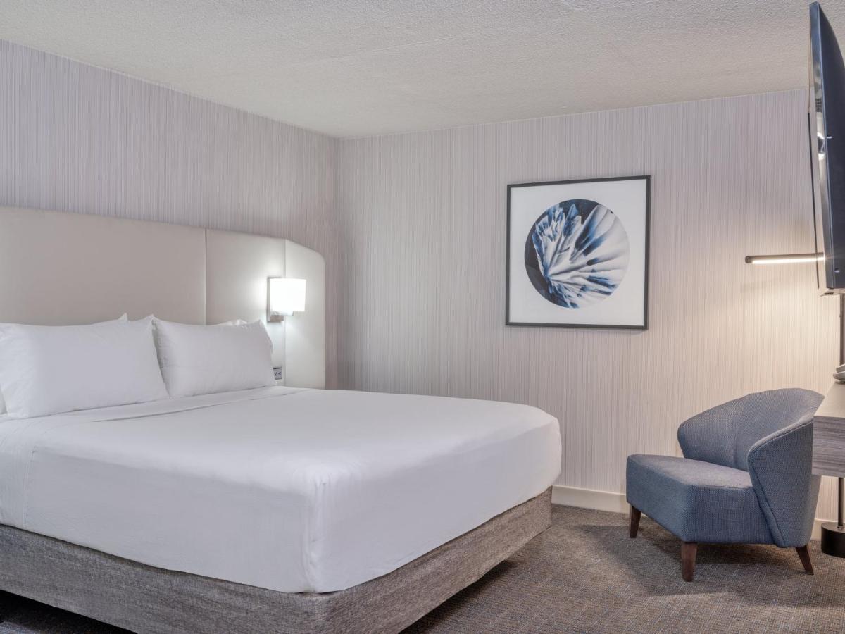 מלון Crowne Plaza Indianapolis-Airport By Ihg מראה חיצוני תמונה