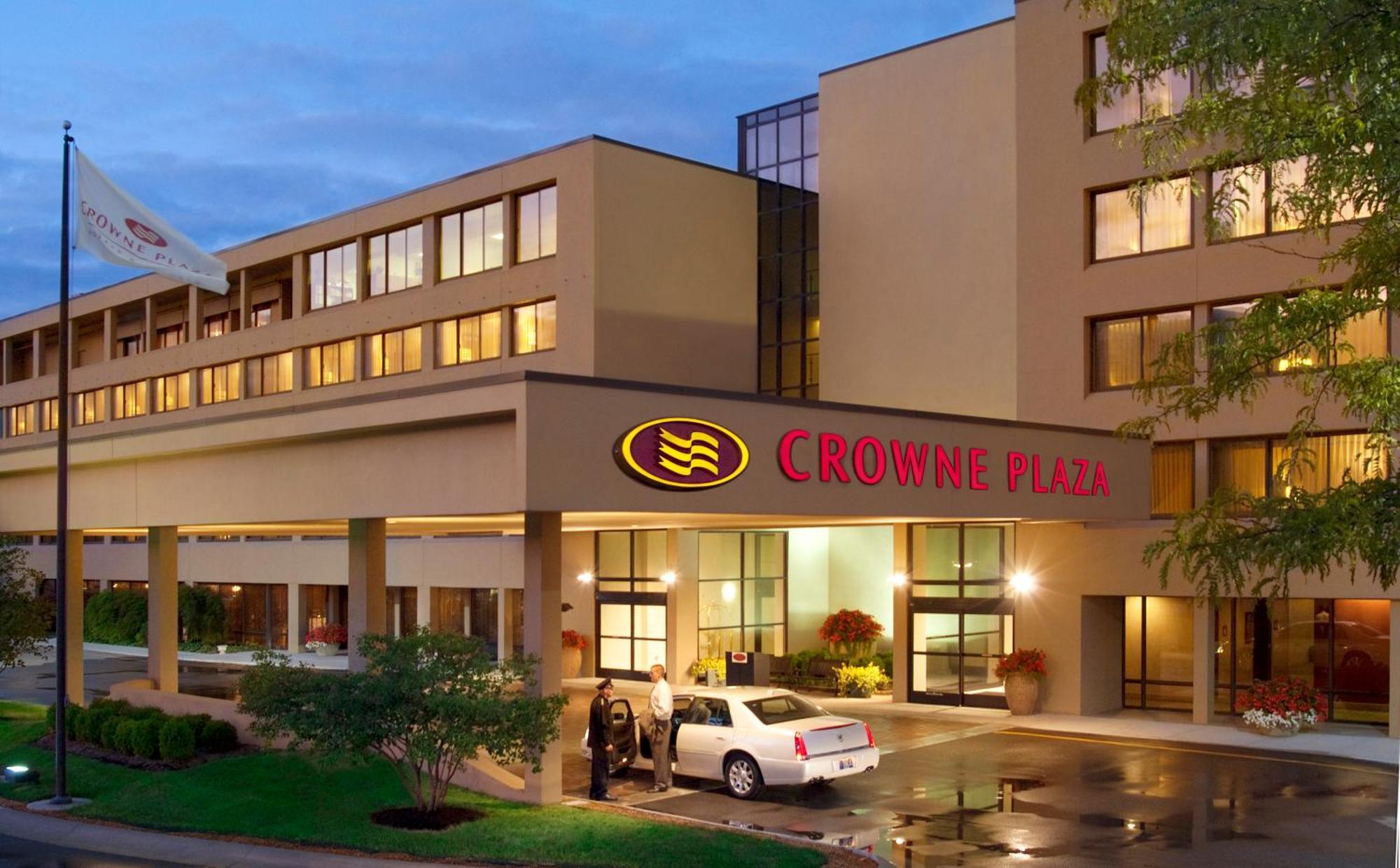מלון Crowne Plaza Indianapolis-Airport By Ihg מראה חיצוני תמונה